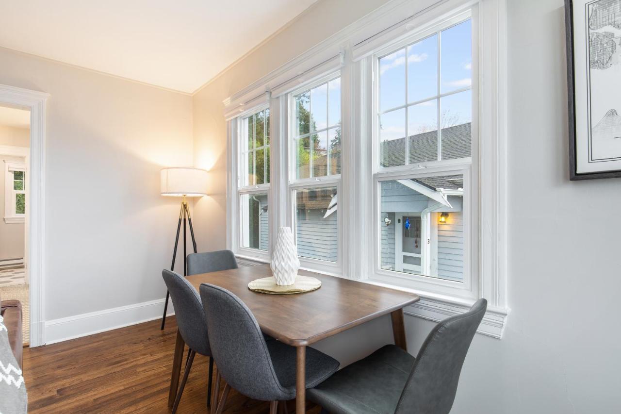 Alki Beach, 3Br, Prime Location, Steps To Beach Villa Seattle Esterno foto